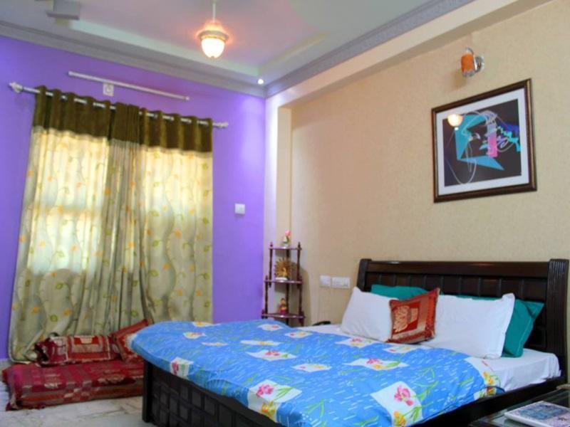 Hotel Meenakshi Udaipur - Family Preffered Hotel Exterior photo